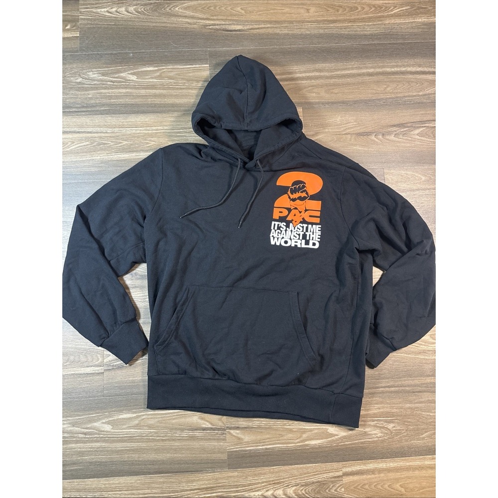 2 PAC It Just Me Against The World Graphic Hoodie Size L